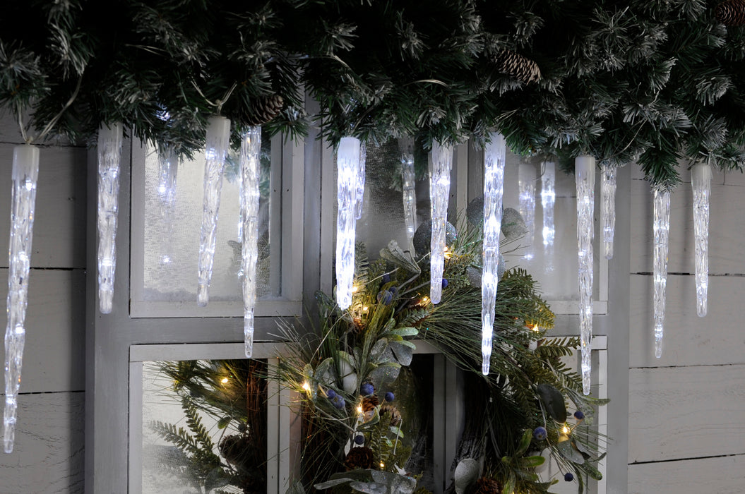 24 Colour Changing Icicle lights Multi to Ice White